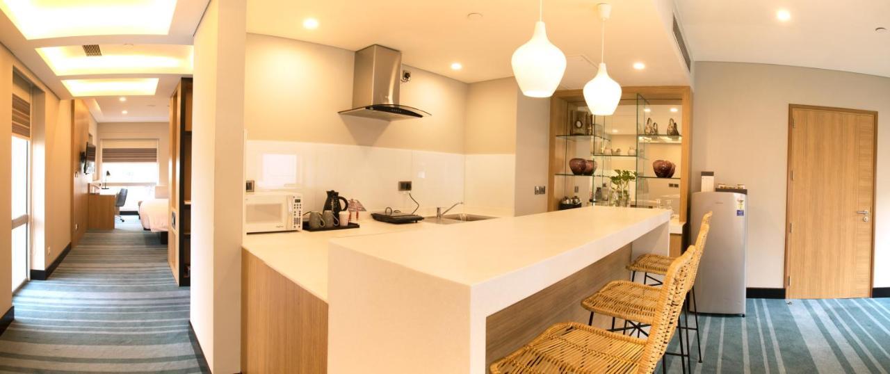 เอลอฟต์ นิวเดลี แอโรซิตี้ Hotel ภายนอก รูปภาพ A modern kitchen
