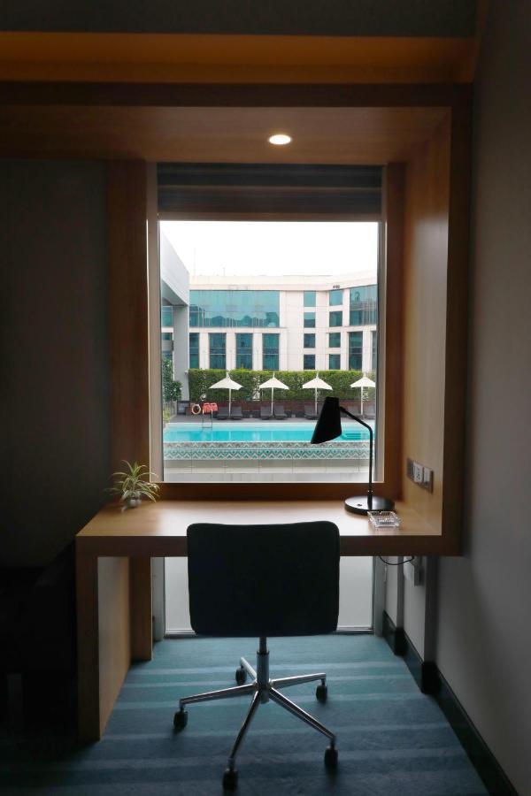 เอลอฟต์ นิวเดลี แอโรซิตี้ Hotel ภายนอก รูปภาพ A room at the hotel