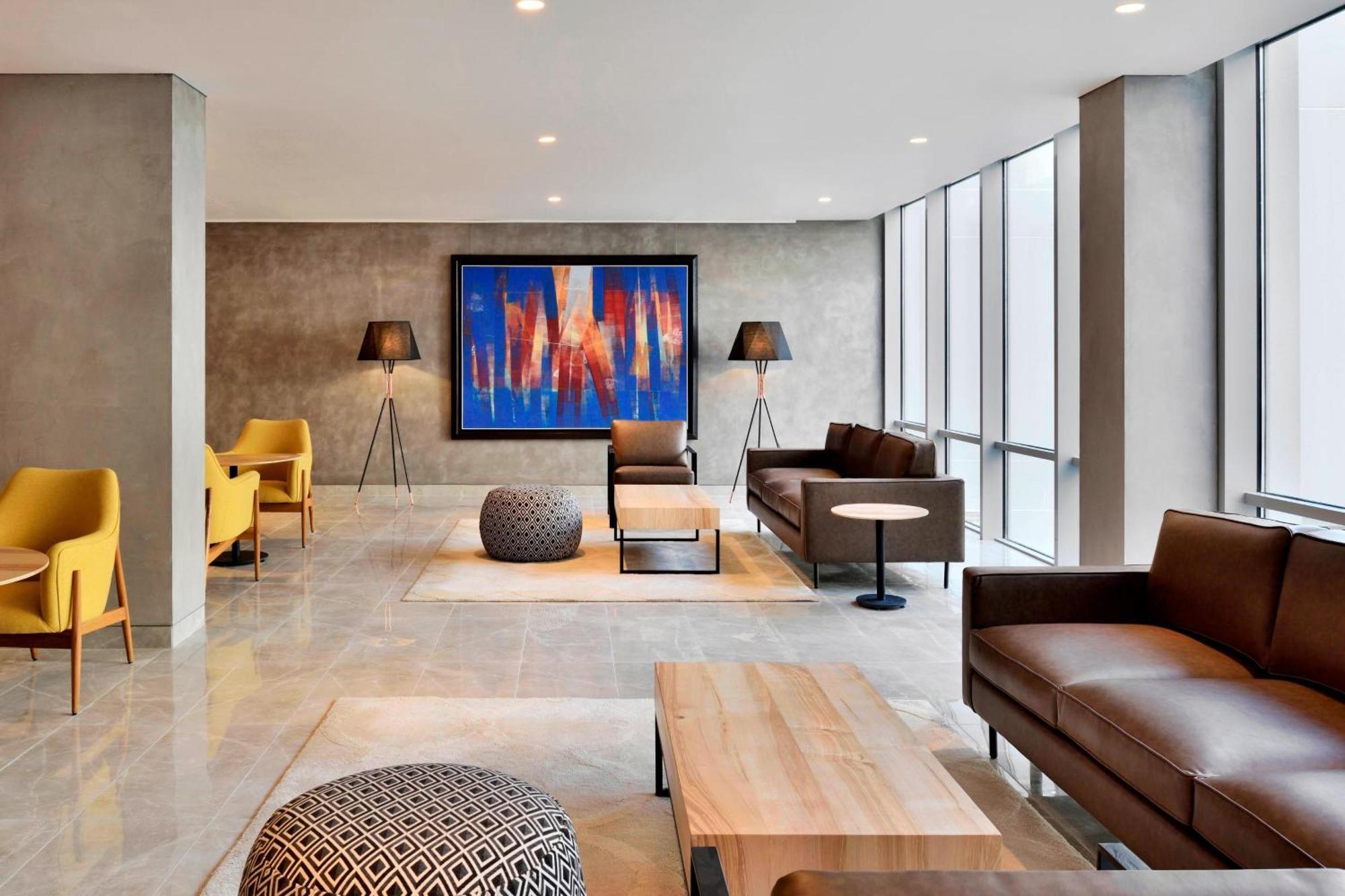 เอลอฟต์ นิวเดลี แอโรซิตี้ Hotel ภายนอก รูปภาพ The lobby of the hotel