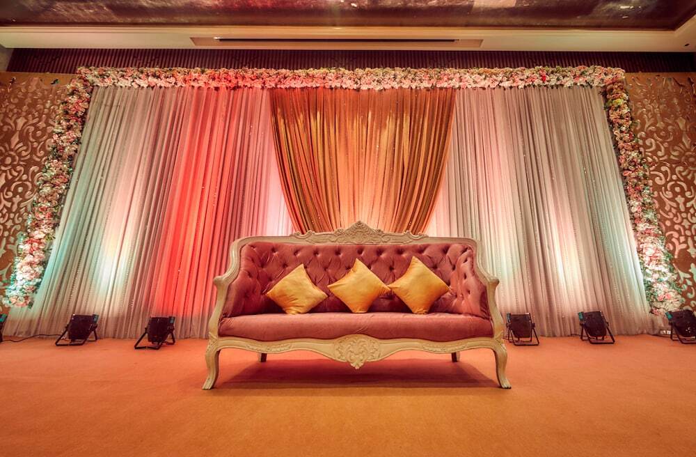 เอลอฟต์ นิวเดลี แอโรซิตี้ Hotel ภายนอก รูปภาพ A wedding reception in India